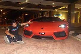 Apa nak buat dengan lambo ini? 5 Gambar Koleksi Kereta Mewah Dato Seri Vida Yang Ramai Tidak Tahu Pusing 1malaysia