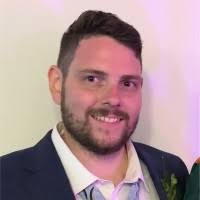 200+ perfiles de «Treadwell»