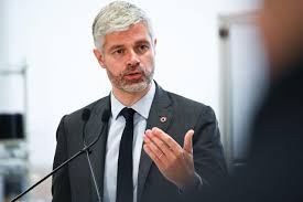 Laurent wauquiez was born on april 12, 1975 in lyon, france. L Ancien Prefet De Haute Loire Dezingue Le Potentat Local Laurent Wauquiez Mediacites