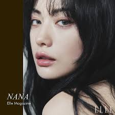 Cantik dan Berani: Nana Menjadi Pusat Panggung di ELLE Korea x Obzee