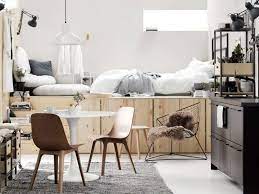 No, se entrano in gioco idee innovative che ottimizzino ogni centimetro a disposizione con un arredamento elegante ed efficiente. Compact Living Le Soluzioni D Arredo Piu Belle Per Chi Vive In Spazi Ridotti Design Mag
