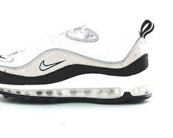 La air max 98 a surfé sur la vague de son célèbre prédécesseur, en se basant sur ils créent alors leur propre marque en 1972, nike, qui devient en 10 ans le numero 1 de la chaussure de sport aux us. Ungeduldig Sie Sind Sprich Mit Air Max 98 Blanc Beige Konvergieren Zusammenbruch Osten