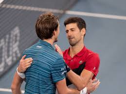 Then celebrates with a selfie with his fans. Australian Open Finale Novak Djokovic Daniil Medvedev Live Im Tv Stream Ticker