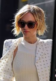 That's why below you will find 17 easy styles that can be completed in a couple of simple steps! Jennifer Lawrence Hairstyles That Prove She Is The Ultimate Fashion Diva