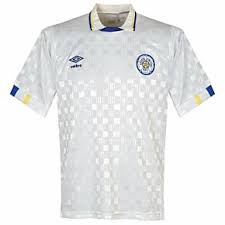 Zeige 1 bis 15 (von 15 artikeln). Leeds United Trikots T Shirts Beflockungen Mehr Von Subside Sports