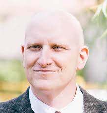 Sing like Sinatra: Navy Reserve chief petty officer uses theater, creative  wiles to excel