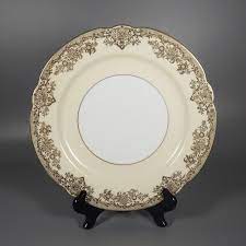 Noritake holbrook (2994) depicts a floral rim trimmed in platinum and was produced from 1979 to 1985. Noritake China Gastonia Round 10 Inch Dinner Plate With Gold Trim