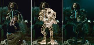 Men in black director barry sonnenfeld got his start as a baker won the inaugural best makeup oscar in 1982 for designing the hirsute creatures in an american werewolf in london. Men In Black And Its Crazy Collection Of Real And Cg Creatures Vfxblog