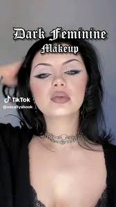 Zoe Roach (doodlebg16)