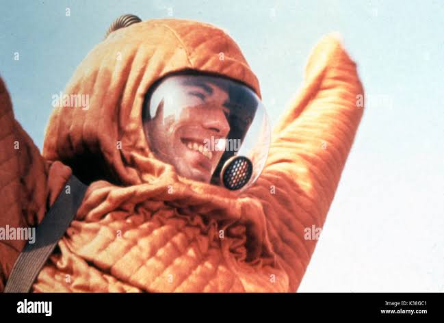THE BOY IN THE PLASTIC BUBBLE JOHN TRAVOLTA SUBJECT: SPACE SUITS RELEASE BY  SPELLING-GOLDBERG PRODUCTIONS THE BOY IN THE PLASTIC BUBBLE [TV] [US/1976]  JOHN TRAVOLTA SUBJECT: SPACE SUITS Stock Photo - Alamy