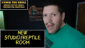 New reptile room studio