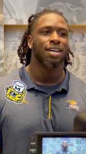 OTD in '08 Steven Threet got loose in the 500th game at the Big House 〽️  #GoBlue #MichiganMemoryVault