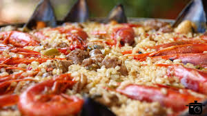 It is cooked with infuse saffron rice includes chicken, pork, chorizo, prawns, clams, green lip mussels, squids, scallops, and langoustines. Cocina Foto A Foto Una Extraordinaria Paella Mixta Con Todos Sus Secretos