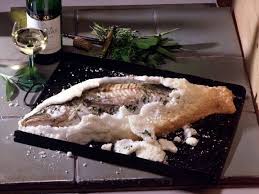 Hecht In Der Salzkruste Rezept Salzkruste Lebensmittel Essen Rezepte