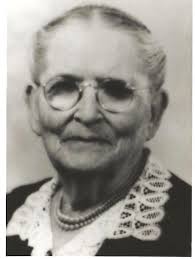 My Momma is Ethel Mae Trent/ Crider. How am I related ? I see my Aunt's are  members .