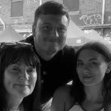 Farrah Williams 🌺 (@_farrahwilliams)