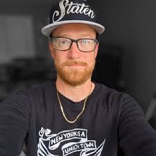 Terri Parks (@terrilynnparks)