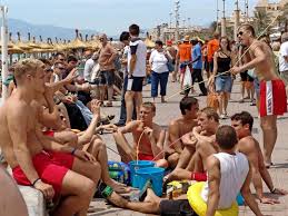 If you are interested in knowing more information about eur (euro) or ron (romanian leu) such as the types of coins or banknotes, the user countries or the history of the currency, we recommend you to. Neue Benimmregeln Am Ballermann Strafen Von Mindestens 2200 Euro