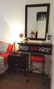 19 Trendy Ideas Diy Makeup Table Small Spaces Vanities Diy Makeup Bedroom Diy Small Bedroom Vanity Home Decor