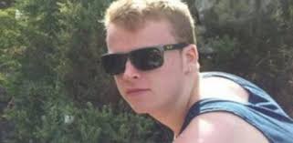 Un joven ebrio sobrevive a una caída de 15 pisos