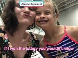 Annalee Sims's Instagram, Twitter & Facebook