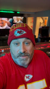 GUSSY GOES OFF! Well this is about how much you will ever hear him go off.  Jeff Gustafson drops the dirt