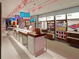 Wonderful Phone Store Interior Designs Spacious Vodafone Office Interior With Great Architecture Desi Store Design Interior Store Interior Retail Store Design