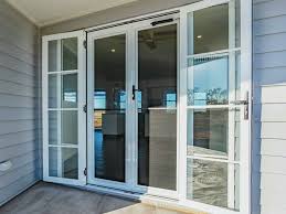 Perbaikan mudah jika terjadi kerusakan pada salah satu bagian, dapat diganti hanya pada bagian yang rusak saja. Tukang Kusen Daun Pintu Dan Jendela Dari Bahan Aluminium Gerbang Property