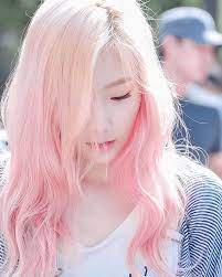 Taeyeon This Hair Color Is Super Pretty Hair Color Asian Hair Color Pink Pastel Pink Hair