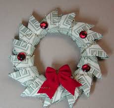 Origami money star dollar bill origami star lovely learn how to make a money origami. 14 Creative Money Gift And Cash Gift Tutorials Tip Junkie