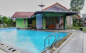 Villa Angelique Akomodasi Murah Di Puncak Dengan Fasilitas Kolam Renang Badminton Dan Meja Biliar Villa Di Puncak