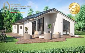 Fertighaus Bungalow Modern Mit Satteldach 4 Zimmer Grundriss 130 Qm Scanhaus Marlow Haus Sh 147 B Hausbaudirekt De Haus Fertighaus Massiv Haus Bungalow