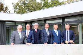 Jährlich nutzen rund 7.000 teilnehmende unser seminarangebot. Maikammer Bg Rci Erhoht Seminarkapazitaten Im Bildungszentrum Haus Maikammer Metropolnews Info