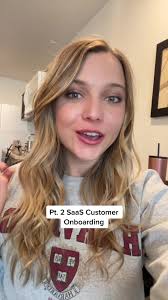 Taylor Manross's Instagram, Twitter & Facebook