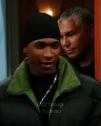 Karyn Tracy's Instagram, Twitter & Facebook