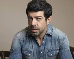 Pierfrancesco favino 51 anni, 24 agosto 1969 (vergine), roma (italia) dettagli biografia, filmografia, premi, news e rassegna stampa. Pierfrancesco Favino La Poesia Per Gigi Proietti Wondernet Magazine