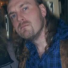 Krieg der Eispiraten: Amazon.de: Huston, Anjelica, Perlman, Ron, Urich,  Robert, Crosby, Mary, Raffill, Stewart, Huston, Anjelica, Perlman, Ron: DVD  & Blu-ray