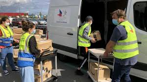 Последние твиты от secours populaire (@secourspop). Amazon Lauwin Planque Et Le Secours Populaire Offrent Du Materiel Scolaire Pour Des Familles Modestes