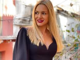 Ένας μικρός… χαμούλης επικράτησε σήμερα με την βίκυ κάβουρα στην εκπομπή καλύτερα δε γίνεται της ναταλίας γερμανού. Biky Kaboyra Ayto Einai To Neo Ths Epaggelmatiko Bhma In Gr