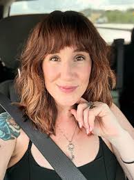 Danielle Guinn (@deeguinn) • Threads, Say more