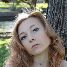 Donna Schuh's Instagram, Twitter & Facebook