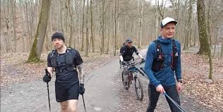 Artykuły, wypowiedzi i informacje o: Krzysztof Mankowski Lukasz Kulicki Glowny Szlak Warminski Olsztyn Kepki Poland 2021 04 02 Fastest Known Time