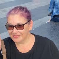 Angie Linton's Instagram, Twitter & Facebook