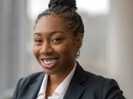 Courtney Bonner's Instagram, Twitter & Facebook