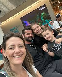 Vocês são tudo pra mim, TUDO!❤️ Tão grata a Deus por ter o privilégio de  passar esses dias com vocês, e poder cobrir (mesmo que por pouco tempo) o  buraquinho que vive