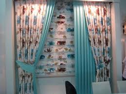 Çocuk odası zebra perdelerinde, çocukların ilgisini çeken objeler, resimler veya çizgi film karakterleri bulunabiliyor. Cocuk Odasi Perde Modelleri Kahraman Perde Showroomkahraman Perde Showroom