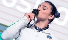 Jemima Taylor's Instagram, Twitter & Facebook