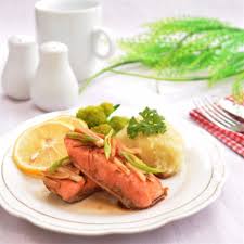 Mukbang kerang kijing bumbu rempah hasil alam. Tim Salmon Jahe Indofood Solution
