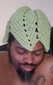 This hat has major main character vibes! 😍