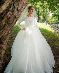 Custom Bridal Gown By Frady S Dressmaking Tznius Vestidos De Novia Princesa Vestidos De Boda Vestido De Boda Princesa